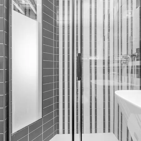 Cre12 -loreto - Duomo- Design - Elegant - Modern Apartament Mediolan